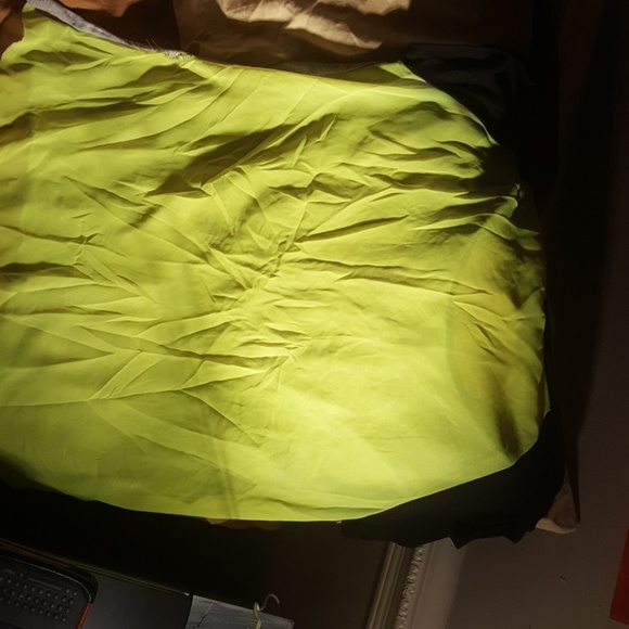 Neon Heart Blouse🎈 - Picture 2 of 3